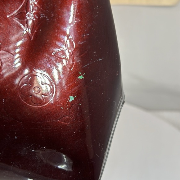 Louis Vuitton Vernis amarant hand bag - Picture 3 of 13